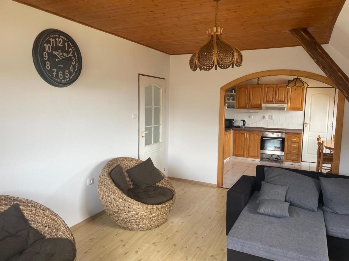 Runch Smilovice Villa Chotilsko Exterior photo